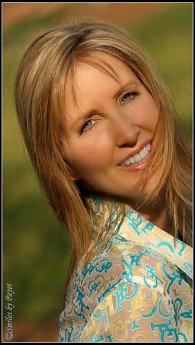 Cindy Castano, a marketing consultant, chose Charlotte cosmetic dentist Dr. Payet for her 8 porcelain dental veneers.